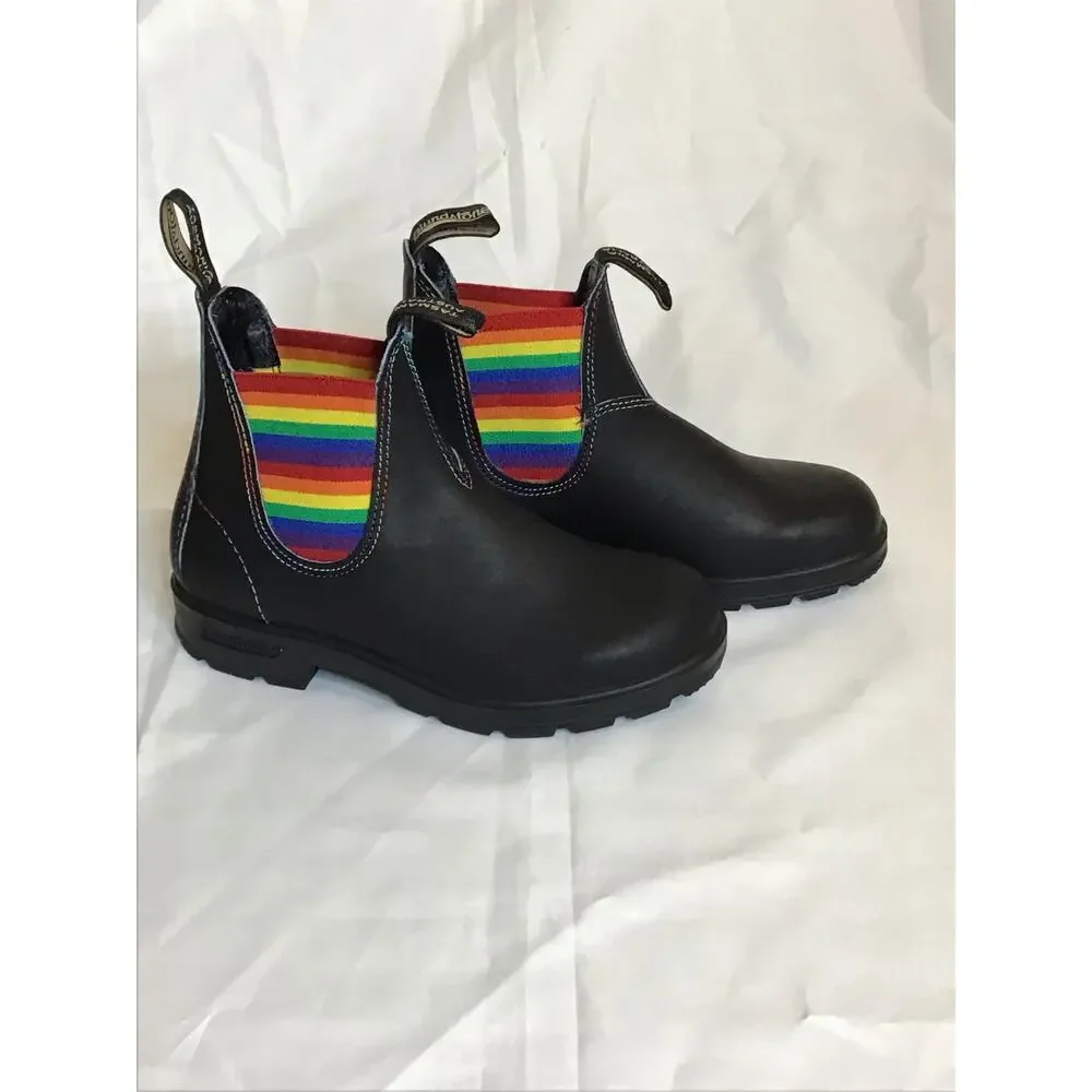 Blundstone 2105 Women Black  Rainbow Chelsea boot NWOT Sz.4/7US Comfort Gorpcore